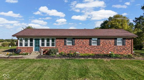 6510 E Middletown Rd, Waldron, IN, 46182-9528 | Card Image