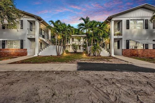 apt-9-707 S 19th Ave, Hollywood, FL, 33020-5400 | Card Image