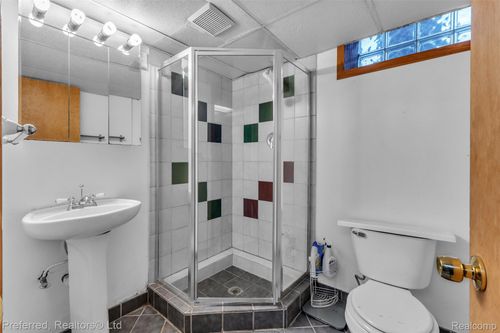 24131 Princeton Street, Dearborn, MI, 48124 | Card Image