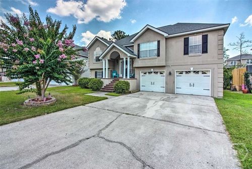 7 Teakwood Dr, Savannah, GA, 31410-1625 | Card Image