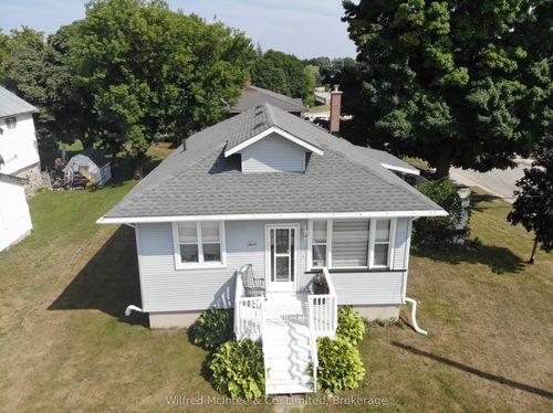 {{alt}} | Card Image