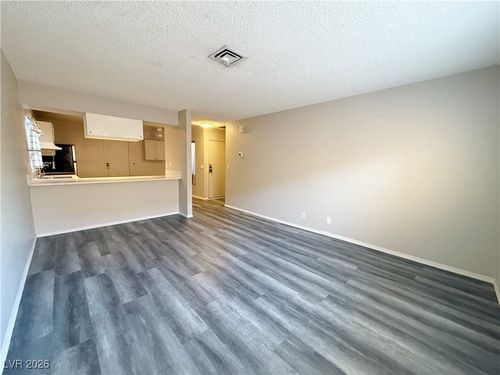 apt-b-5206 Golden Ln, Las Vegas, NV, 89119-1843 | Card Image