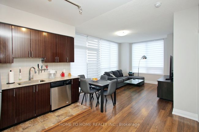 512 - 85 N Park Rd, Condo with 3 bedrooms, 2 bathrooms and 1 parking in Vaughan ON | Image 5