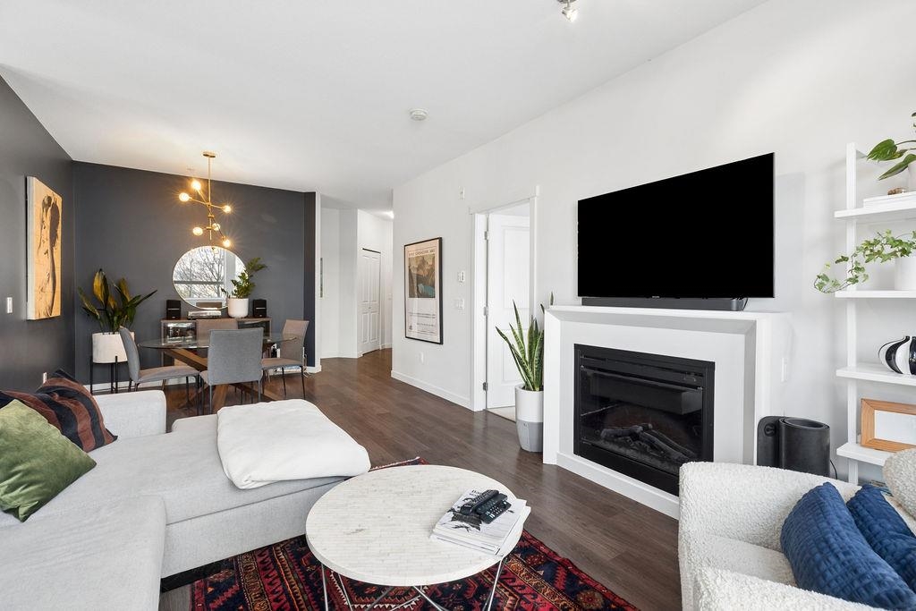Residential in North Vancouver 5