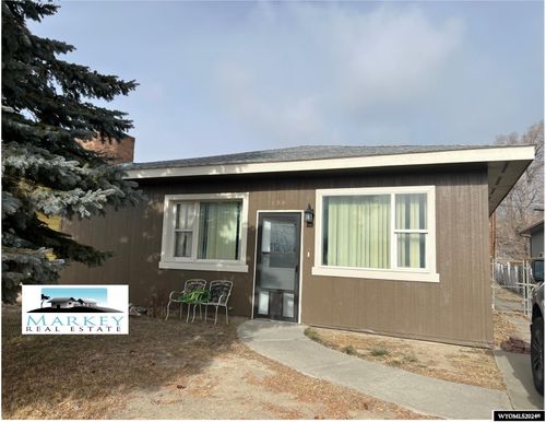 109 E Brooks Street, Rawlins, WY, 82301 | Card Image