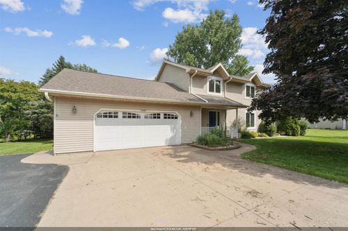 N1402 Highgreen Drive, Greenville, WI, 54942 | Card Image