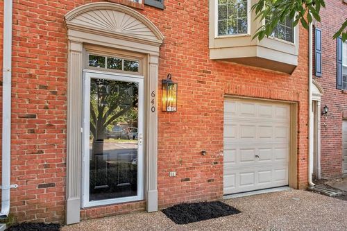 640 Huffine Manor Cir, Franklin, TN, 37067-5679 | Card Image