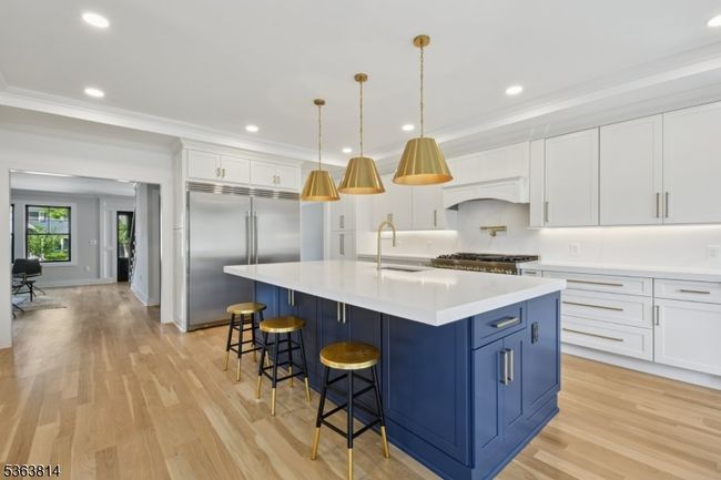 68 Irving Ave, House other with 6 bedrooms, 5 bathrooms and null parking in Livingston NJ | Image 6