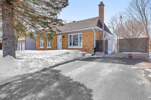 537 Rue Myriam, Québec, QC, G2L1N6 | Card Image