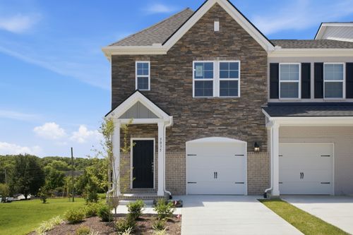 5023 Dayflower Dr, Hermitage, TN, 37076-2472 | Card Image