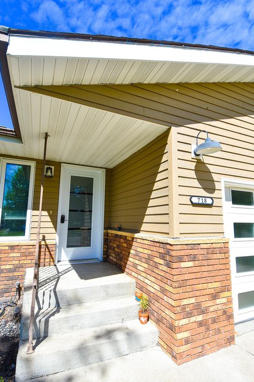 718 Stephen Avenue, Stephen, MN, 56757 | Card Image