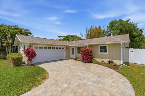 1450 Strada D Oro, VENICE, FL, 34292-1554 | Card Image