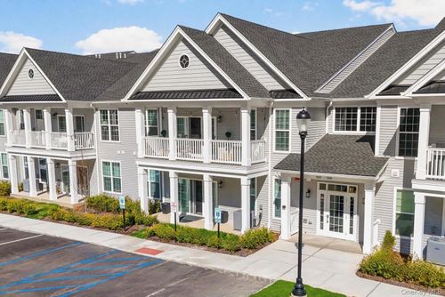 1011-3570 Bennington Dr, Fishkill, NY, 12524-4996 | Card Image