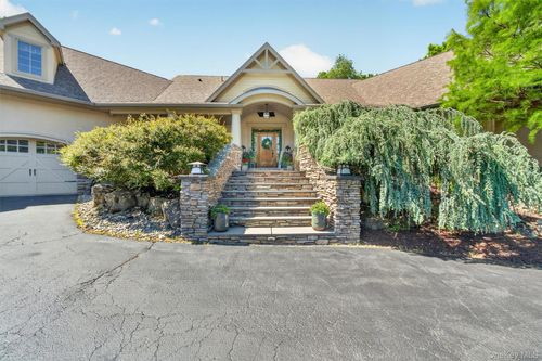 15 Entin Ter, Warwick, NY, 10990-3107 | Card Image