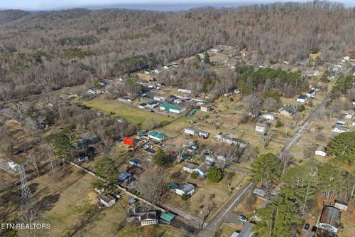 2352 Mynatt Rd, Knoxville, TN, 37918 | Card Image