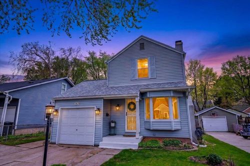 1431 Hooker Ave, Madison, WI, 53704-3813 | Card Image