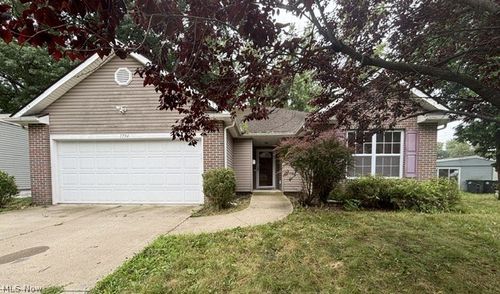 1794 Wakefield Dr, Akron, OH, 44320-1660 | Card Image