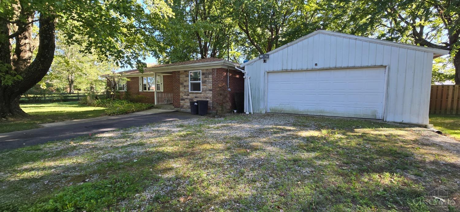 Sunset Dr, Bethel, OH 45106