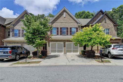 2152 Greencrest Cir, Milton, GA, 30004-3712 | Card Image