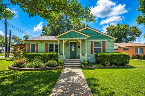 10382 Newcombe Dr, Dallas, TX, 75228-3274 | Card Image