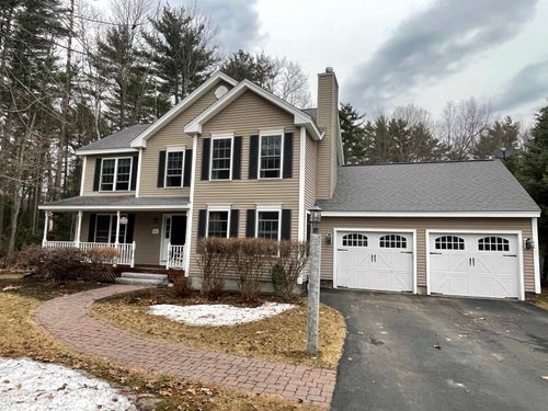 45 Taylor Ln, Concord, NH, 03303-1056 | Card Image