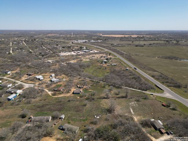 17423 Fx Ball Dr, House other with 1 bedrooms, 3 bathrooms and null parking in Elmendorf TX | Image 28