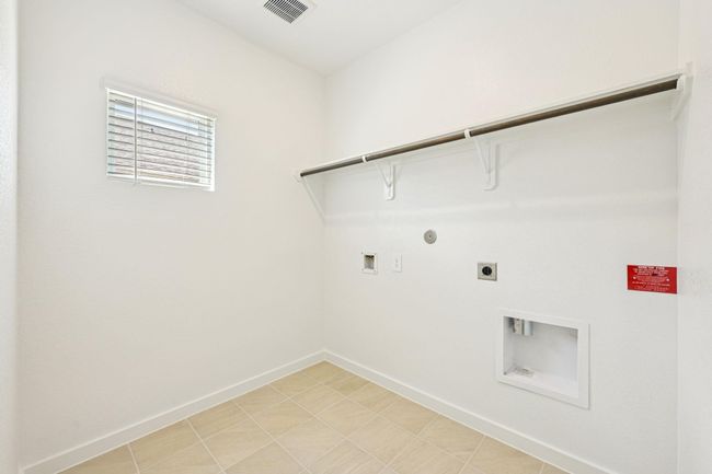 18346 Landing Meadows Ln, House other with 5 bedrooms, 4 bathrooms and 2 parking in New Caney TX | Image 15
