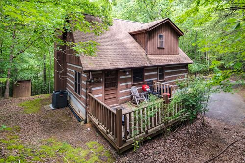 2345 Courtney Ln, Sevierville, TN, 37876 | Card Image