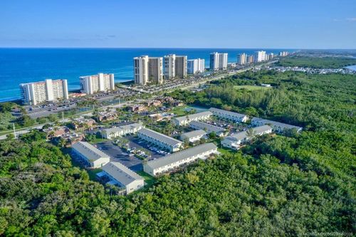 9423 Ocean Dr, Jensen Beach, FL, 34957-2374 | Card Image