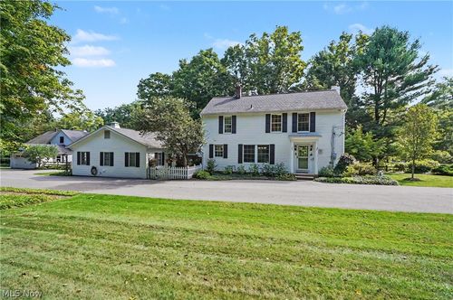 10616 Pekin Rd, Newbury, OH, 44065-9718 | Card Image