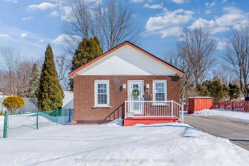 931 Adolphus St, Cornwall, ON, K6H3T8 | Card Image