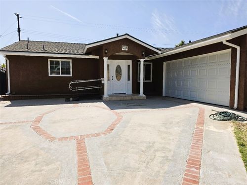 10451 Whirlaway St, Cypress, CA, 90630-4465 | Card Image