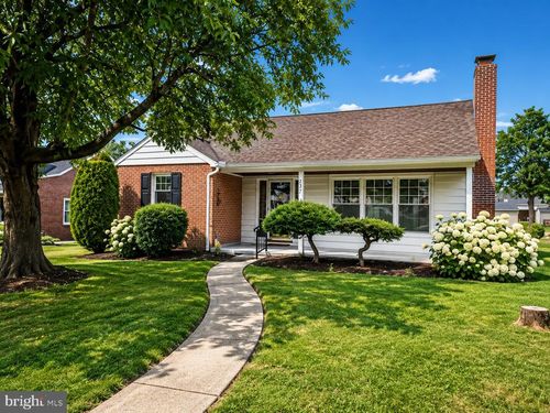 237 S Spruce St, BIRDSBORO, PA, 19508-2319 | Card Image