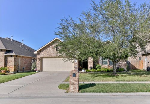 814 Fairway Dr, La Porte, TX, 77571-7270 | Card Image