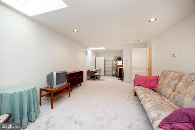 92 Daylesford Blvd, Townhouse with 2 bedrooms, 3 bathrooms and null parking in BERWYN PA | Image 35