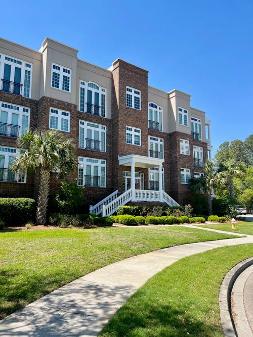 4a-144 Fairbanks Oak Aly, Daniel Island, SC, 29492-8298 | Card Image