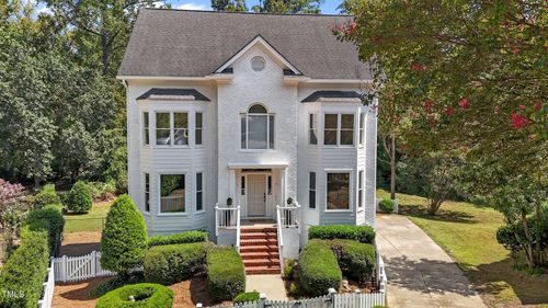 833 Babock Ct, Raleigh, NC, 27609-6637 | Card Image