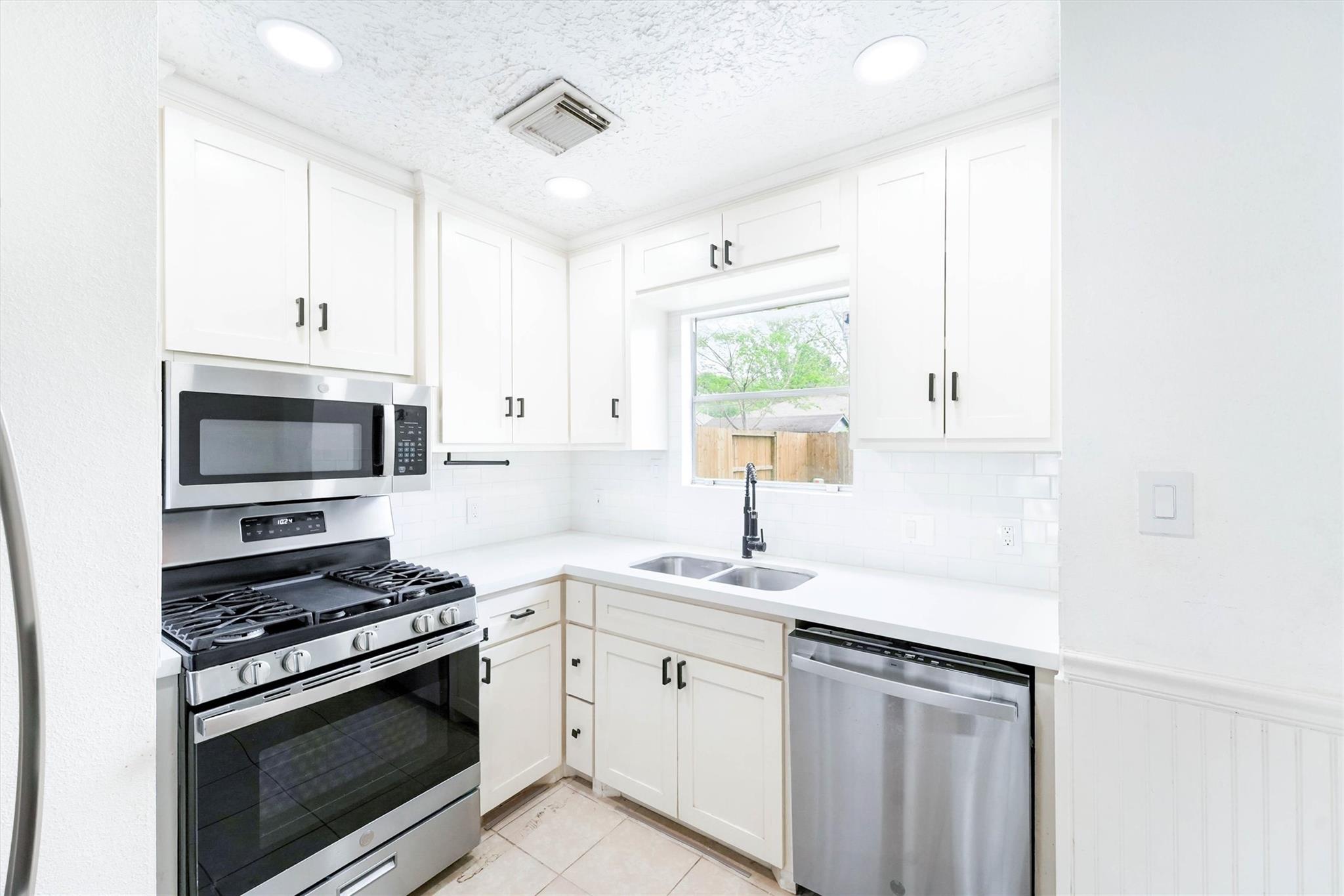Residential Lease in Spring 5