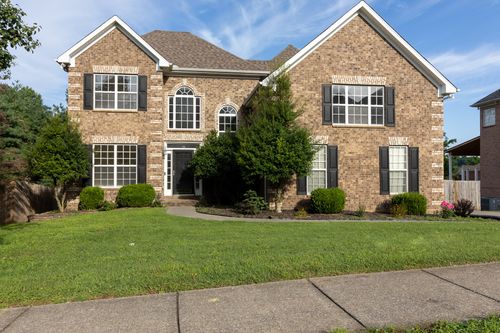 116 Bartlett Ln, Hendersonville, TN, 37075-7093 | Card Image
