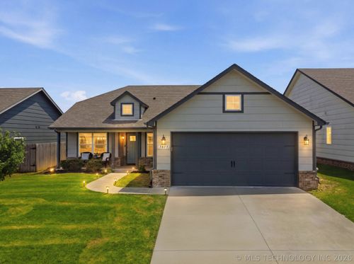 3613 E Rockport Pl, Broken Arrow, OK, 74014-2068 | Card Image