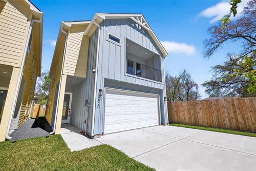 2020 Wavell St, Houston, TX, 77088-4624 | Card Image
