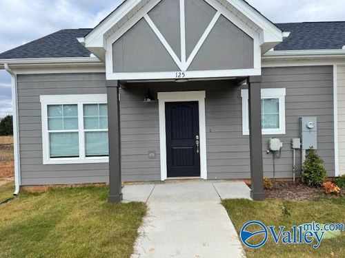 125 Foster Way Dr, Huntsville, AL, 35806-3116 | Card Image