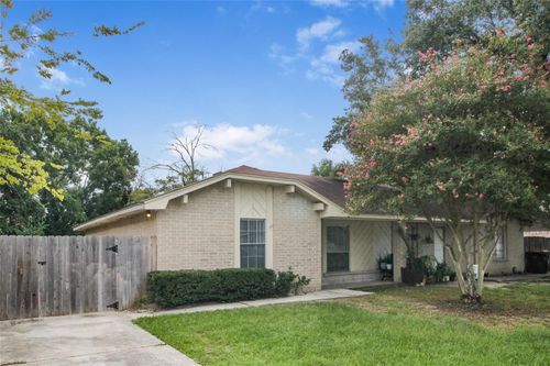 12630 Summer Mill Dr, Houston, TX, 77070-5070 | Card Image