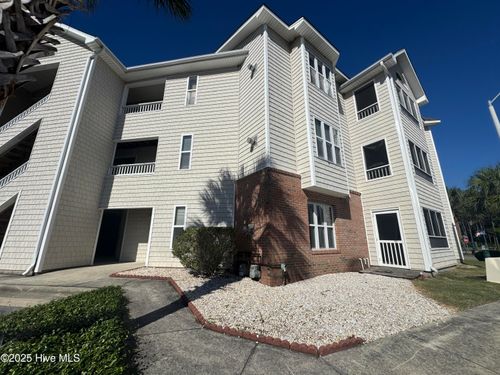 unit-13-633 Spencer Farlow Dr, Carolina Beach, NC, 28428-3926 | Card Image