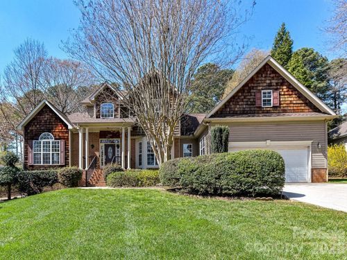 2597 Penngate Dr, Sherrills Ford, NC, 28673-9127 | Card Image