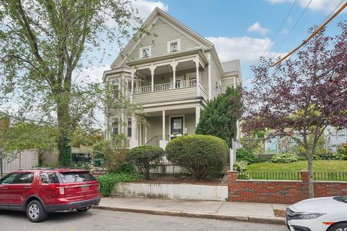 apt-1-24 Boston St, Somerville, MA, 02143-2079 | Card Image