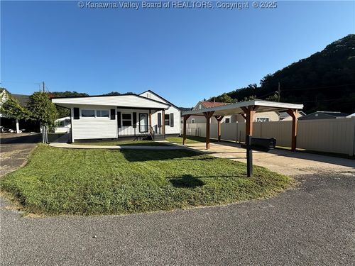 26 Justice Addition Ct, Logan, WV, 25601-5019 | Card Image