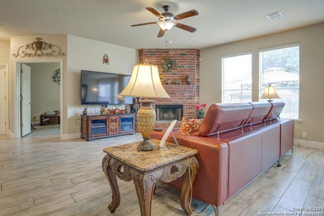 8747 Feather Trl, House other with 4 bedrooms, 3 bathrooms and null parking in Helotes TX | Image 7