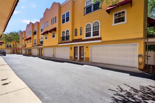 3322 Las Campos Pl, TAMPA, FL, 33611-2967 | Card Image