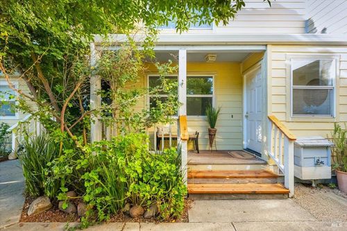 7008 Marsh Way, Cotati, CA, 94931-4405 | Card Image